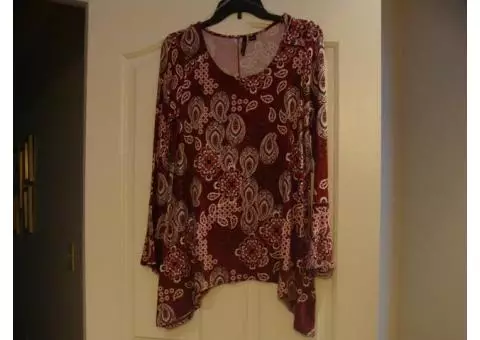 Women's Brand New Top by New Directions, Size PS
