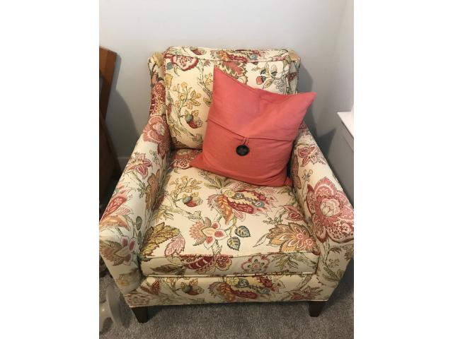 Pottery Barn Chair For Sale In Franklin Williamson County